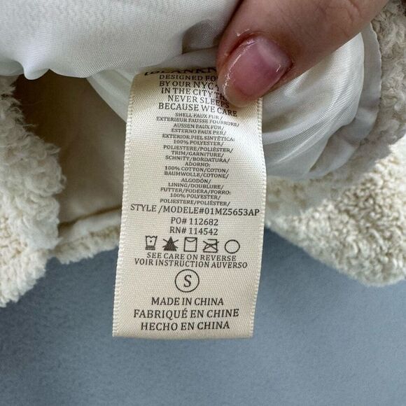 REVOLVE Blank NYC Abbi Corduroy-Trimmed Sherpa Jacket Size S - Picture 10 of 14